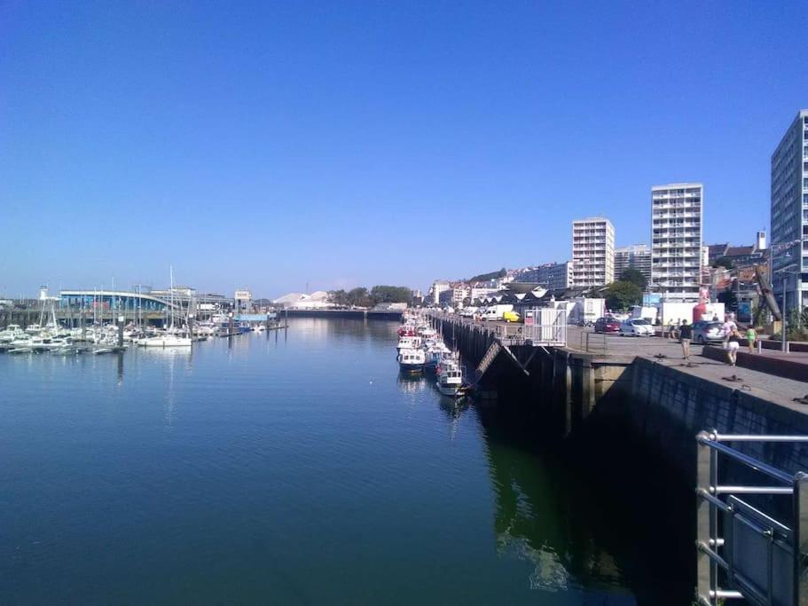 Studio-Cosy 11 Vue Port A Deux Pas De Nausicaa Boulogne-sur-Mer Luaran gambar